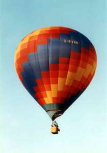 G-BVWW hot air balloon, added to the archive 27 August 2026. Photograph by Paul Coman