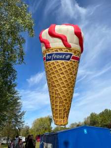 G-BWBE hot air balloon, a Cameron Balloons Colt Flying ICE Cream Cone, added to the archive 14 September 2026. Photograph by Cera168_