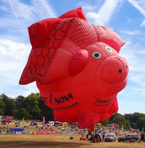 G-BWBV hot air balloon, a Thunder AND Colt Colt Piggy Bank, added to the archive 22 September 2026. Photograph by George_Madd