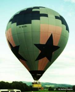 G-BXBL hot air balloon, a Lindstrand Balloons LBL 240A. Photograph by Mel Kirby