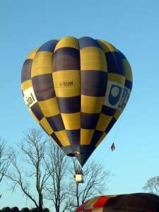 G-BXBM hot air balloon, a Cameron O-105. Photograph by Balloon Spotters Archive