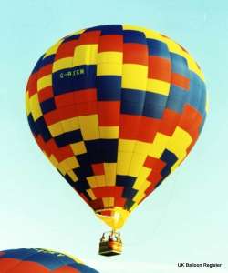 G-BXCM hot air balloon, a Lindstrand Balloons LBL 150A. Photograph by Mel Kirby