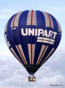 G-BXMM hot air balloon, a Cameron A-180. Photograph by Balloon Spotters Archive