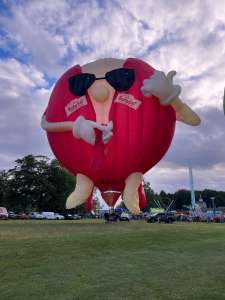 G-BXUG hot air balloon, a Lindstrand Balloons LBL Baby BEL, added to the archive 13 September 2026. Photograph by Cera168_