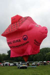G-BXVW hot air balloon, a Cameron Balloons Colt Piggy Bank. Photograph by G Bann