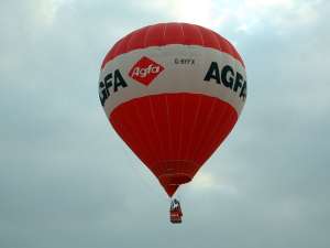 G-BYFX hot air balloon, a Cameron Balloons Colt 77A. Photograph by Balloon Spotters Archive