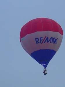 G-BYJJ hot air balloon, a Cameron C-80. Photograph by slowfly.it