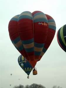 G-BYLY hot air balloon, a Cameron V-77, added to the archive 7 September 2026. Photograph by Balloon Spotters Archive