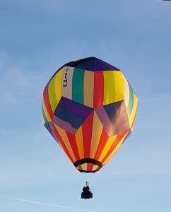 G-BYMW hot air balloon, added to the archive 27 August 2026. Photograph by Trev Read