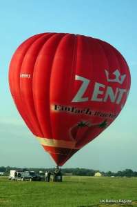 G-BYMX hot air balloon, a Cameron A-105. Photograph by Kevin Boon