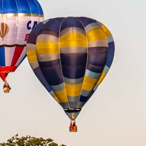 G-BYNN hot air balloon, a Cameron V-90