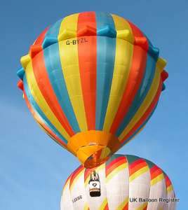 G-BYZL hot air balloon, a Cameron GP-65. Photograph by aeromedia.it