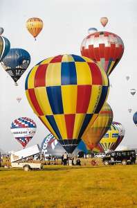 G-BZNV hot air balloon, a Lindstrand Balloons LBL 31A. Photograph by A Gibson