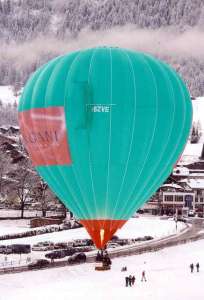 G-BZVE hot air balloon, a Cameron N-133. Photograph by Bill Teasdale