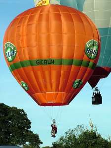 G-CBLN hot air balloon, a Cameron Z-31. Photograph by Balloon Spotters Archive