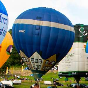 G-CBMK hot air balloon, a Cameron Z-120