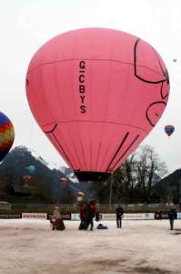 G-CBYS hot air balloon, a Lindstrand Balloons LBL 21A. Photograph by Bill Teasdale