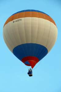 G-CCFV hot air balloon, a Lindstrand Balloons LBL 77A, added to the archive 7 September 2026. Photograph by G Bann