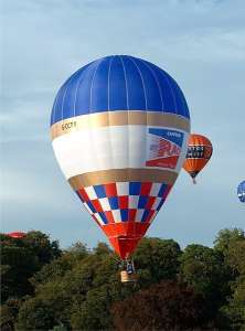 G-CCTY hot air balloon, a Cameron TR-70. Photograph by Balloon Spotters Archive