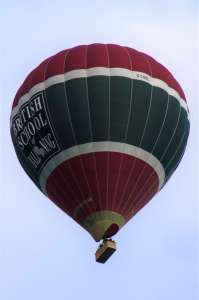 G-CDDL hot air balloon, a Cameron Z-350. Photograph by G Bann