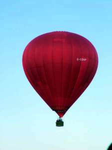 G-CDHP hot air balloon, a Lindstrand Balloons LBL 150A. Photograph by Balloon Spotters Archive