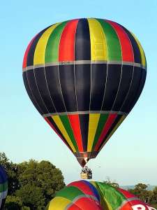 G-CDIB hot air balloon, a Cameron Z-350. Photograph by Balloon Spotters Archive