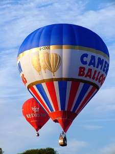 G-CDOI hot air balloon, a Cameron Z-90. Photograph by Balloon Spotters Archive