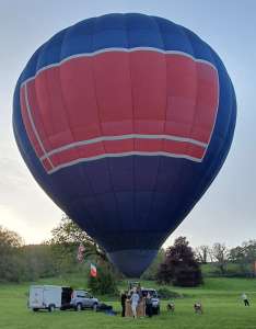 G-CDYL hot air balloon, a Lindstrand HOT AIR Balloons LBL 77A, added to the archive 15 September 2026. Photograph by jack101