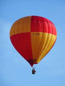 G-CEMV hot air balloon, added to the archive 27 August 2026. Photograph by Trev Read