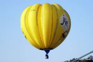 G-CEMW hot air balloon, a Lindstrand Balloons LBL Bananas. Photograph by Trevor Read