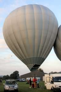G-CESY hot air balloon, a Cameron Z-31. Photograph by Rod Smith