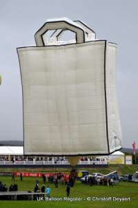 G-CFOP hot air balloon, a Cameron Shopping BAG-120. Photograph by Christoff Deyaert