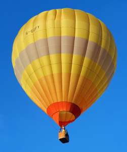 G-CGFY hot air balloon, a Lindstrand HOT AIR Balloons LBL 105A, added to the archive 22 September 2026. Photograph by George_Madd