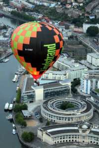 G-CGRF hot air balloon, a Lindstrand HOT AIR Balloons LBL 140A. Photograph by Balloon Spotters Archive