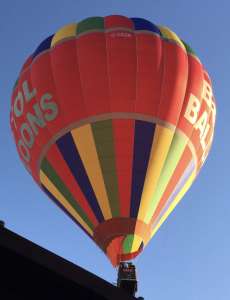 G-CGZR hot air balloon, a Cameron Z-350. Photograph by MSOO