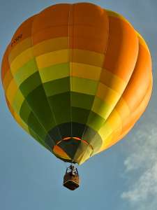 Sun hot air balloon G-CIDU, a Balony Kubicek SPOL. S R.O. BB22E, seen at Arrow, Warwickshire, United Kingdom on 29 May 2026. Photograph by Dave