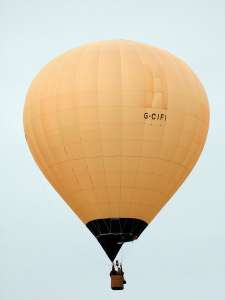G-CIFI hot air balloon, a Cameron Z-77. Photograph by Kevin Boon