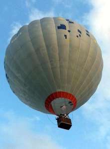G-CIFS hot air balloon, a Lindstrand Balloons LBL 150A. Photograph by Balloon Spotters Archive