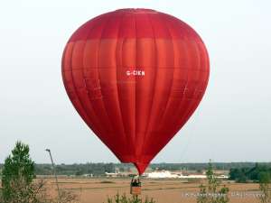 G-CIKN hot air balloon, a Lindstrand HOT AIR Balloons LBL 150A. Photograph by Rui Sequeira