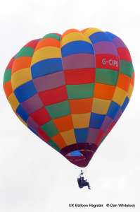 G-CIPD hot air balloon, a Cameron O-31. Photograph by Dan Whitelock