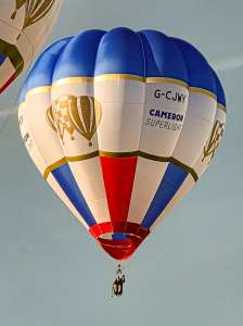 Cameron hot air balloon G-CJWY, a Cameron O-31, seen at Arrow, Warwickshire, United Kingdom on 30 May 2026. Photograph by Dave