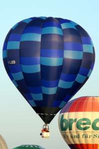 G-CJXD hot air balloon, an Ultramagic H-77. Photograph by G Bann
