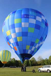 G-CKMN hot air balloon, a Lindstrand Technologies LTL Series 1-105. Photograph by Rickard Tregear