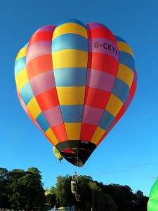 G-CKYX hot air balloon, a Cameron O-31, added to the archive 7 September 2026. Photograph by G Bann