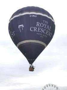 G-CMLR hot air balloon, added to the archive 27 August 2026. Photograph by Bob Garnett