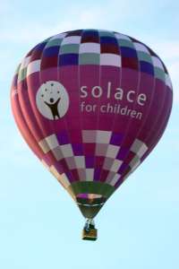 G-CMTU hot air balloon, added to the archive 27 August 2026. Photograph by Bob Garnett