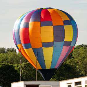 G-CMYX hot air balloon, a Cameron SPORT-80. Photograph by Dave