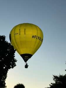 G-CMZN hot air balloon, a Cameron SPORT-60, added to the archive 15 September 2026. Photograph by jack101