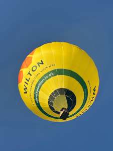 G-CNAN hot air balloon, a Cameron Z-105, added to the archive 15 September 2026. Photograph by R0nN1e