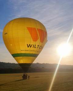 G-CNAN hot air balloon, a Cameron Z-105, added to the archive 22 September 2026. Photograph by George_Madd